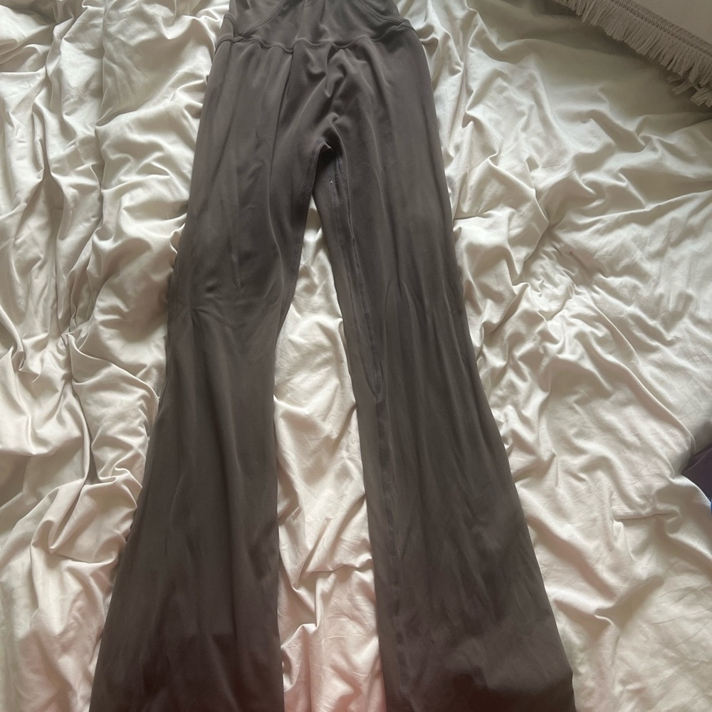 CASHMERE AURA FLARED PANT